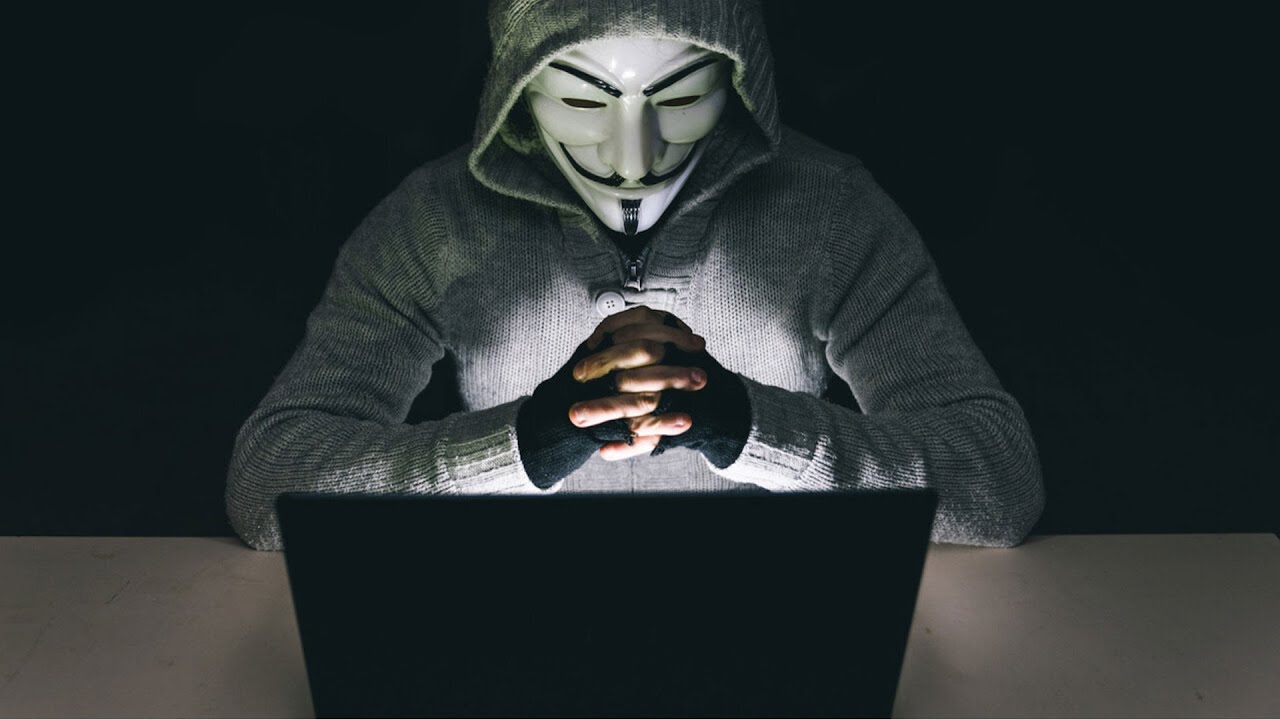 r/Bestof Мой брат-хакер контролирует мою жизнь