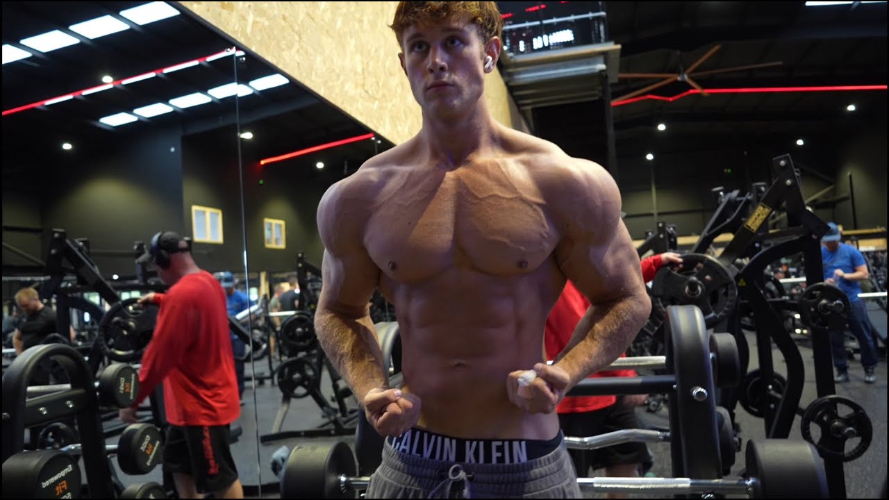 New camera New gym | Chest day