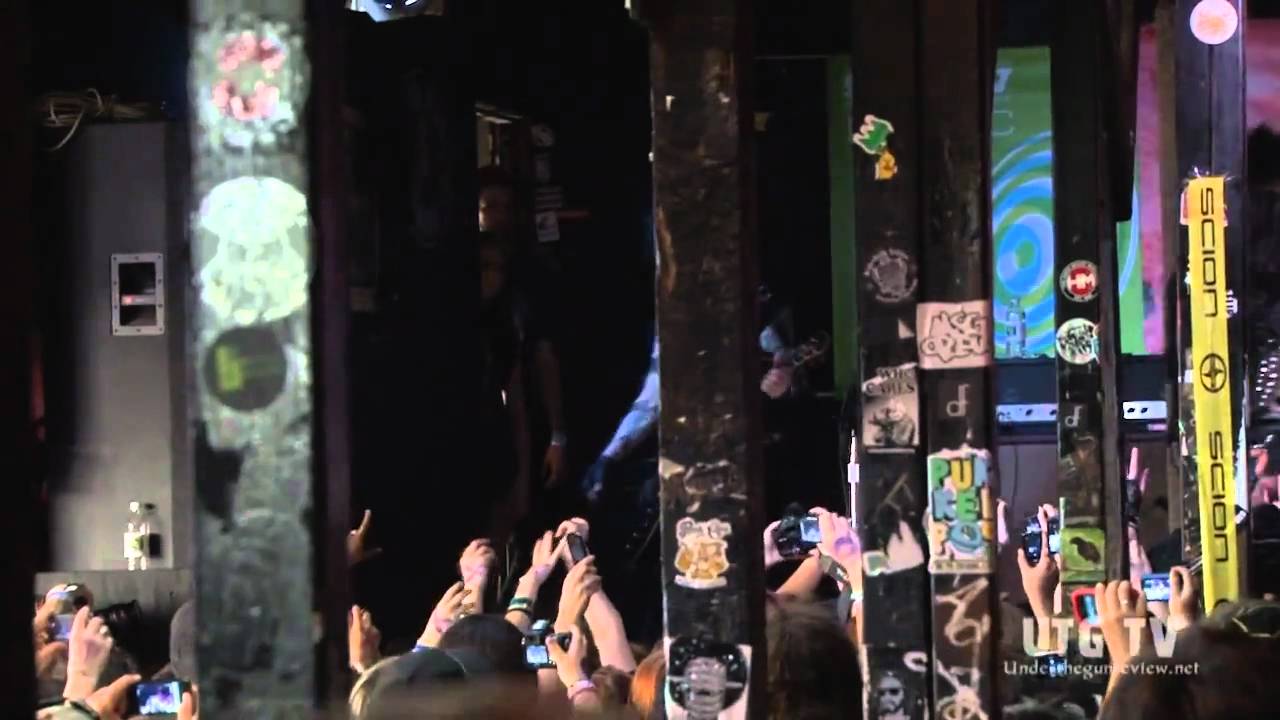 UTG TV: Black Veil Brides - Knives & Pens (Live @ SXSW 2011) (1080p HD)