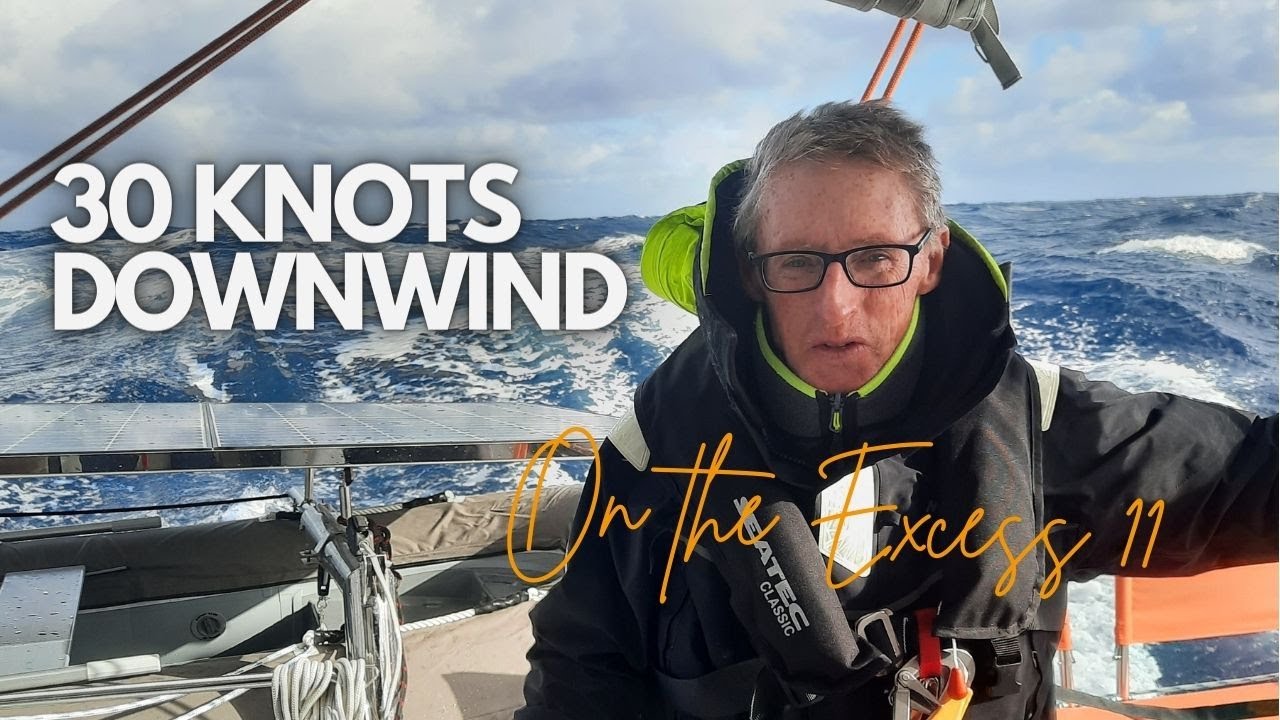 Sailing the Excess 11 in 30 knots for 700 miles : is she a real performance cruising catamaran?