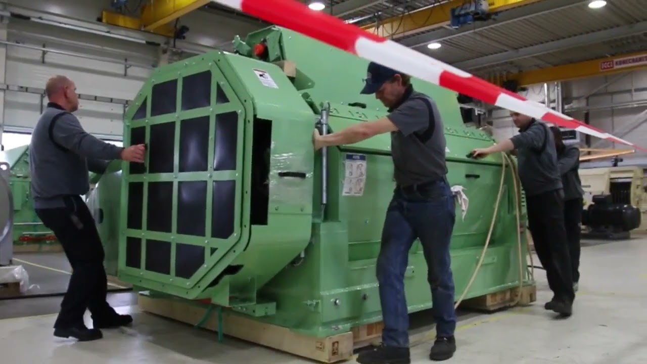Moving a Heavy Machine on Air Casters of Aerofilm!