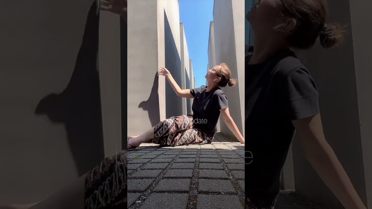 Bunda corla jalan ke monumen berlin #corlaterbaru