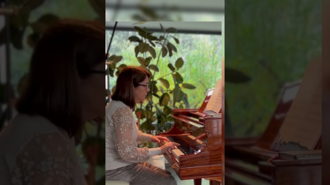 A Tear. Una Lágrima. Une Larme. Una Llàgrima. Mussorgsky (1839-1881)