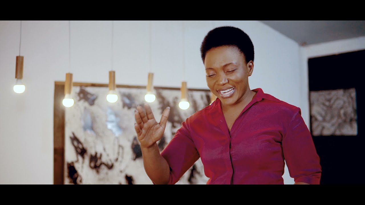 Martha Mwaipaja -Ni Siku Kuu (Offical Video)