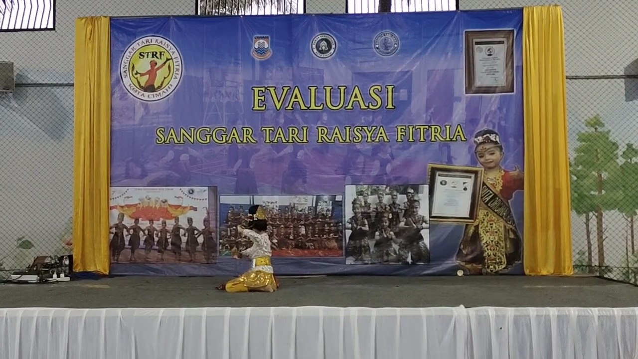 Tari Jaipong lagu mangkalangan Juara 1 Lomba Evaluasi Sanggar Tari Raisya Fitria || Kota Cimahi