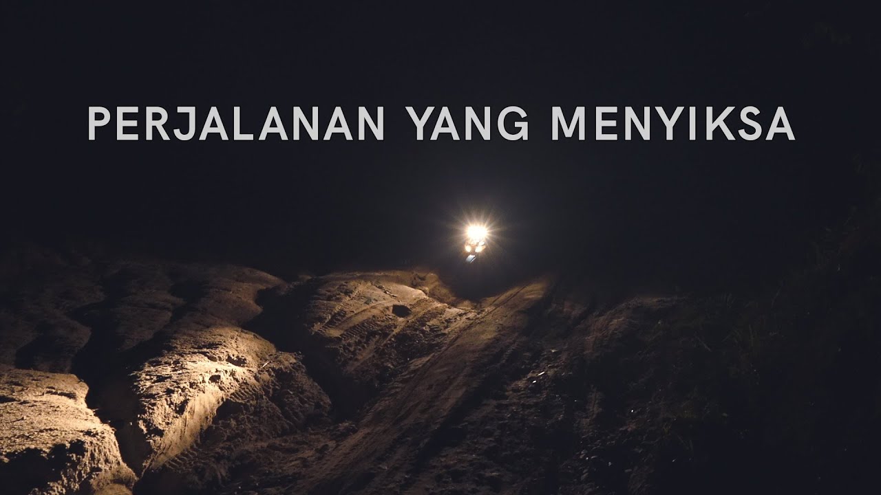 15 Jam Perjalanan Menyiksa (Rambu Solo #0)