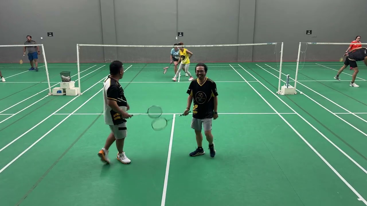 🏸 Doubles ( Cris / PJ  🆚️ Arlyn / Donna )