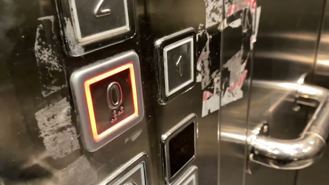 Mid Western Lift, Johnston Court Shopping Centre, Sligo Co Sligo