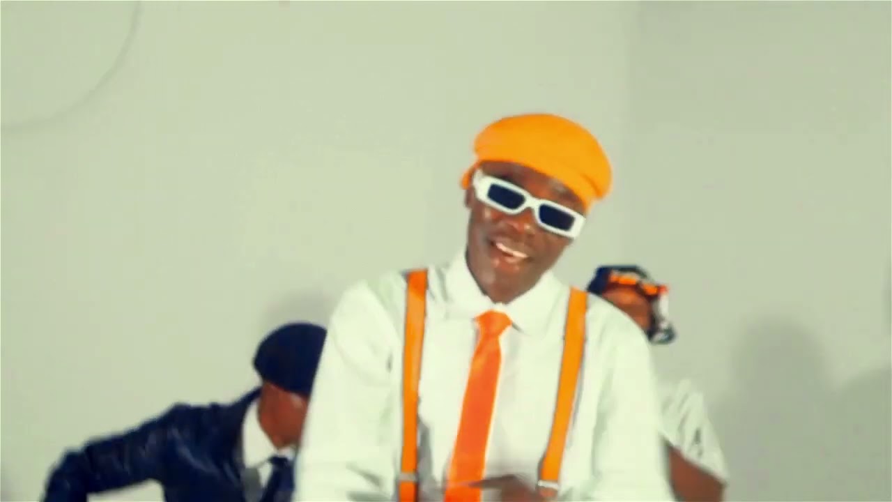 Tow Boys no Boss ft Troxy Superstar _yabalansa_(Official video by Lang zee Xwala)
