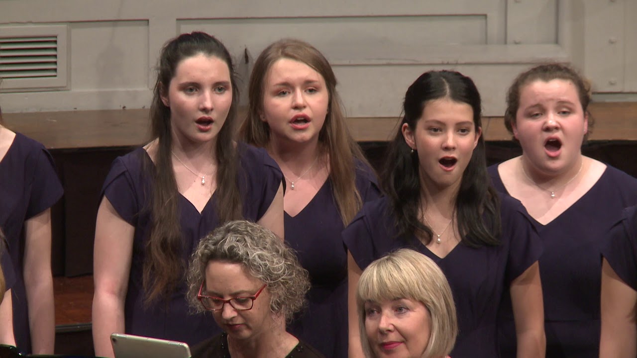 Ezekiel saw de wheel (trad spiritual, arr. J David Moore) - Queen Margaret College Chorale