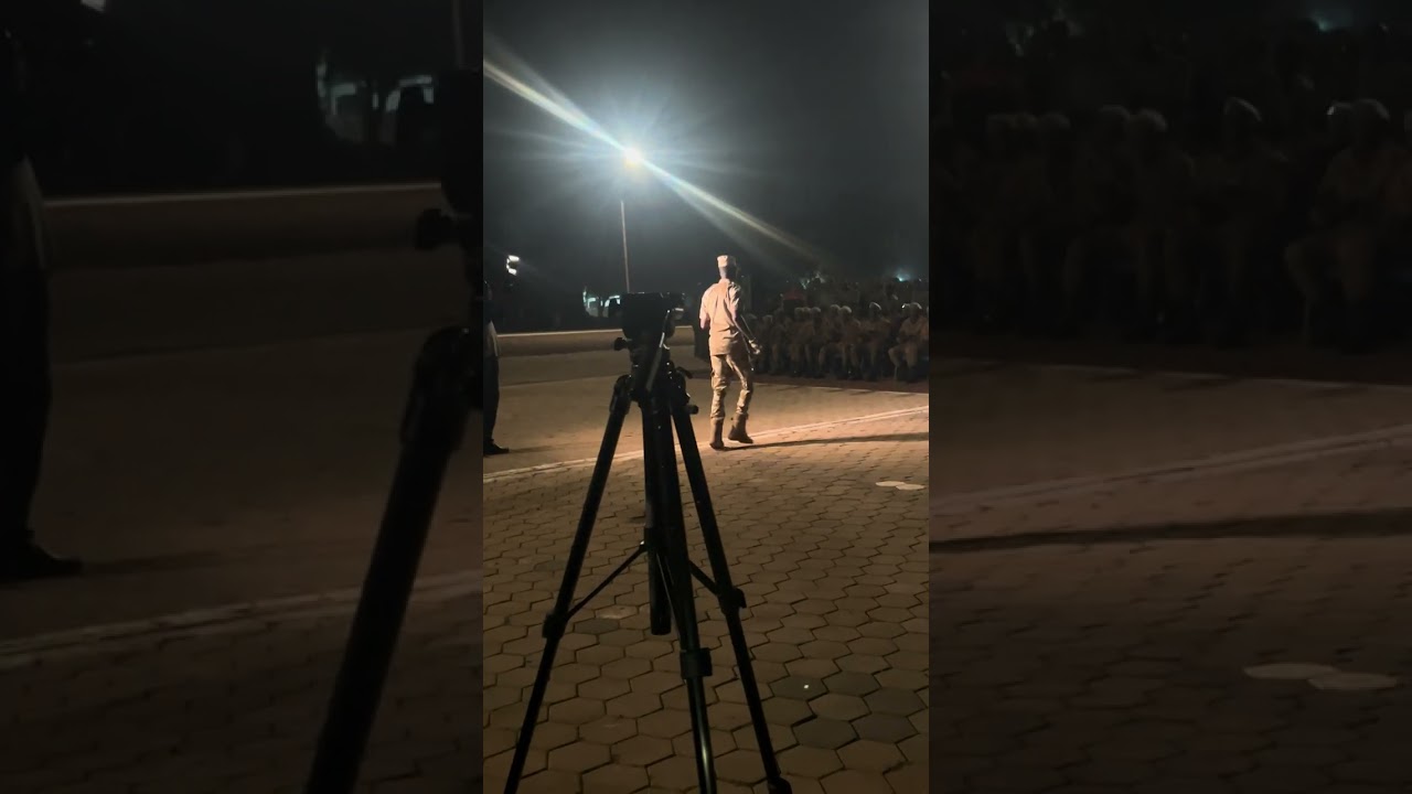 Ma prestation au camp Ouezzin Coulibaly pour la tournée de Sam de Dieu