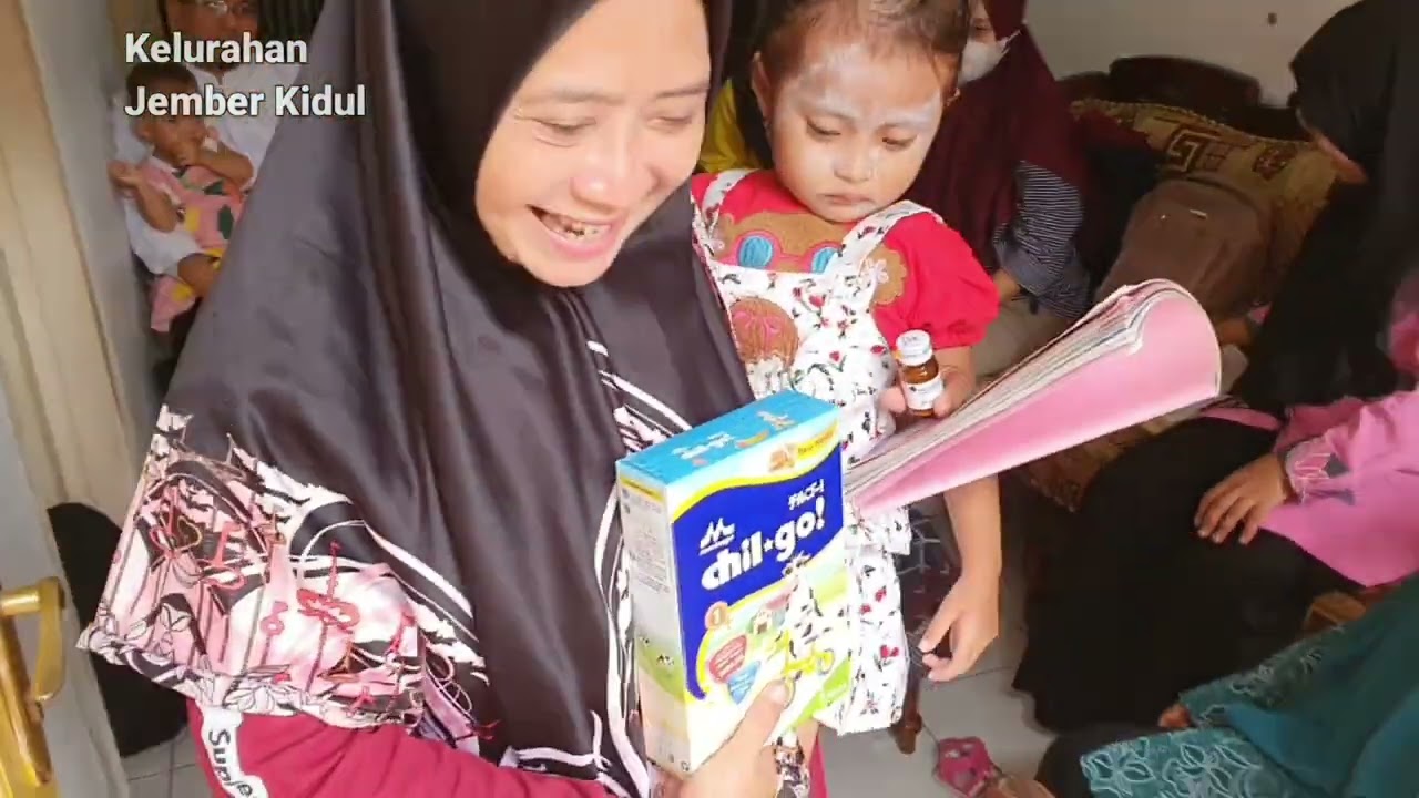 Posyandu aster 73 bagi-bagi Susu Gratis untuk Balita