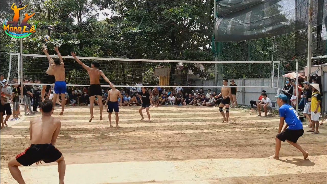 B&oacute;ng Chuyền độ 44.Team Trường Trảng Bom với Team Tr&iacute;(maseco)..trường,chắc,huỳnh ng&aacute;o,...tr&iacute;,ph&uacute;,sang