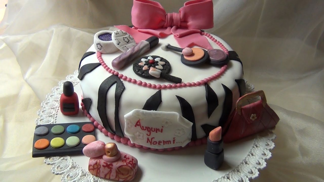 Torta makeup ,HOW TO MAKE A MAKE UP CAKE!