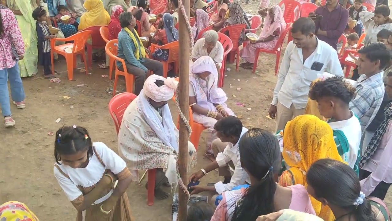 आदिवासी बारात में मेरा को डरते हैं वह परंपरा