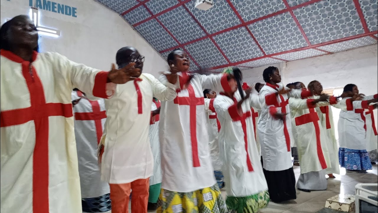 WAMEITWA KUTUMIKA KAZI YA Bwana  _ Kumsapoti Mtoto muimbaji wa Kwaya USHIRIKA CBCA TAMENDE BENI DRC