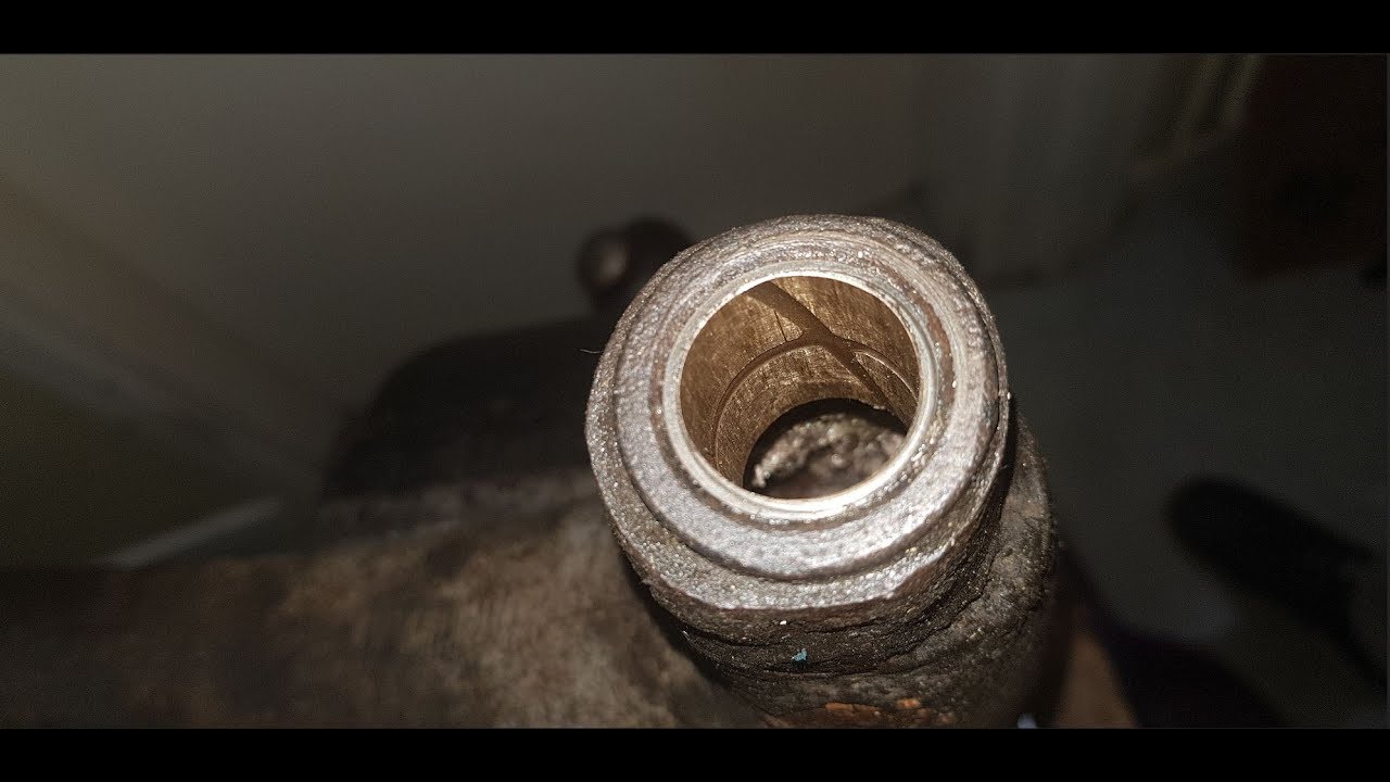 Classic Mini: Radius Arm Bearings And Reaming