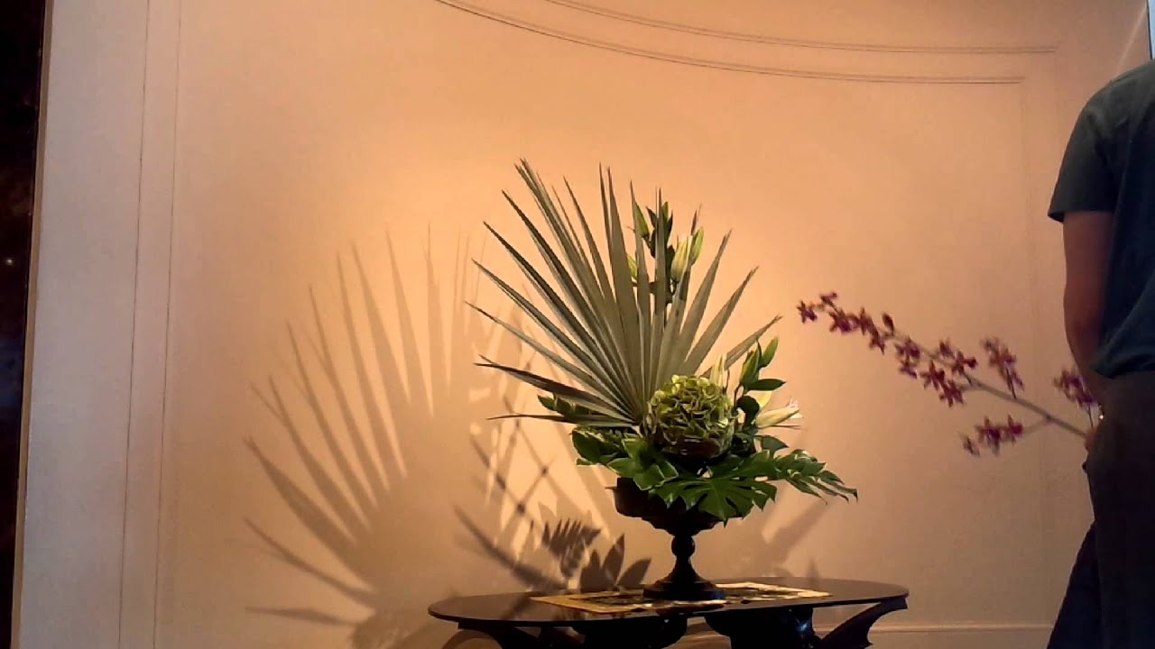 フラワーアレンジが上手くなりたい方必見！！これがトップフラワーアーティストの技だ～How to arrange flowers, Ikebana flower arrangement