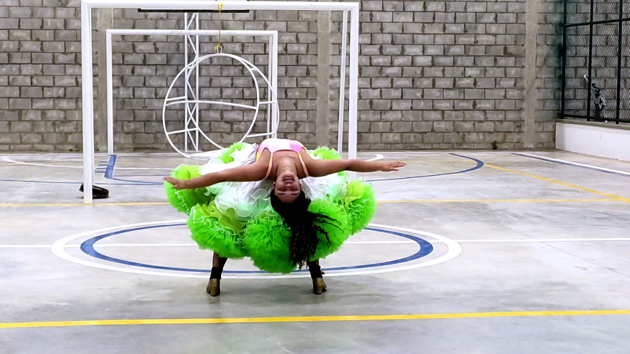 Rainha Thais Nascimento - Balão Junino 2021 | ENSAIO