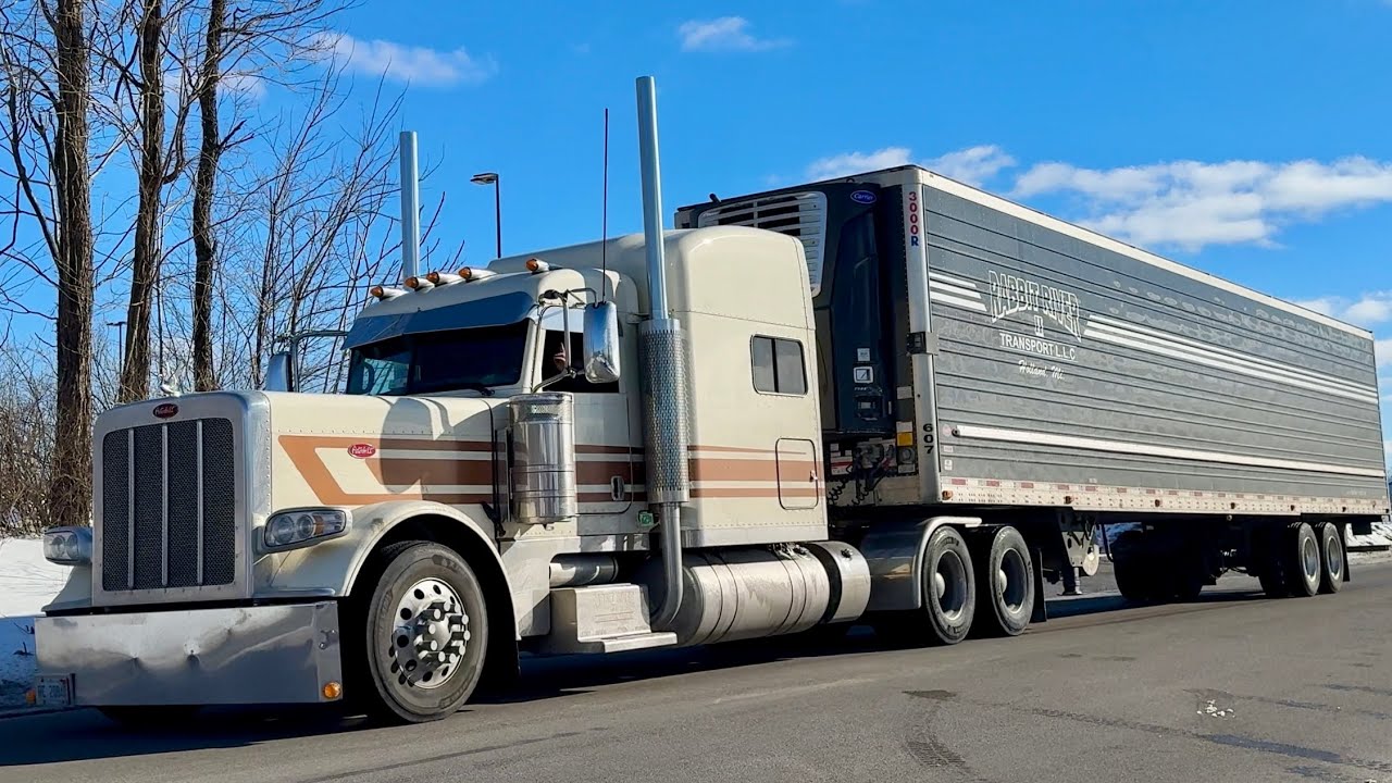 Truck Spotting on D Avenue (Kalamazoo, Michigan) - Vol. 28