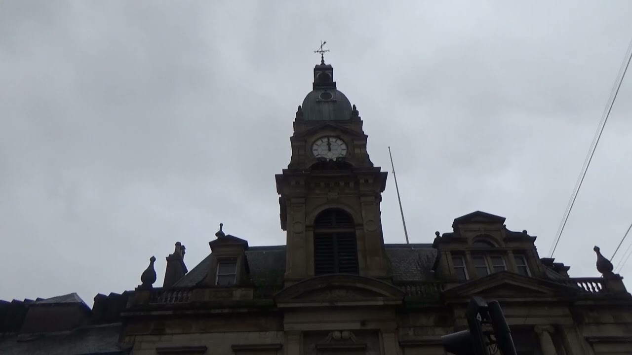 Kendal Town Hall Clock Chimes Midday Saturday Theres NAE Luck About DA House
