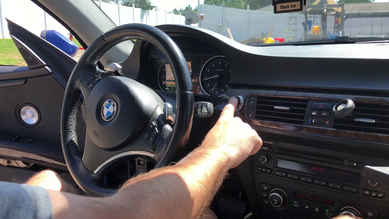 2008 BMW 328i cut and programed key Fob.