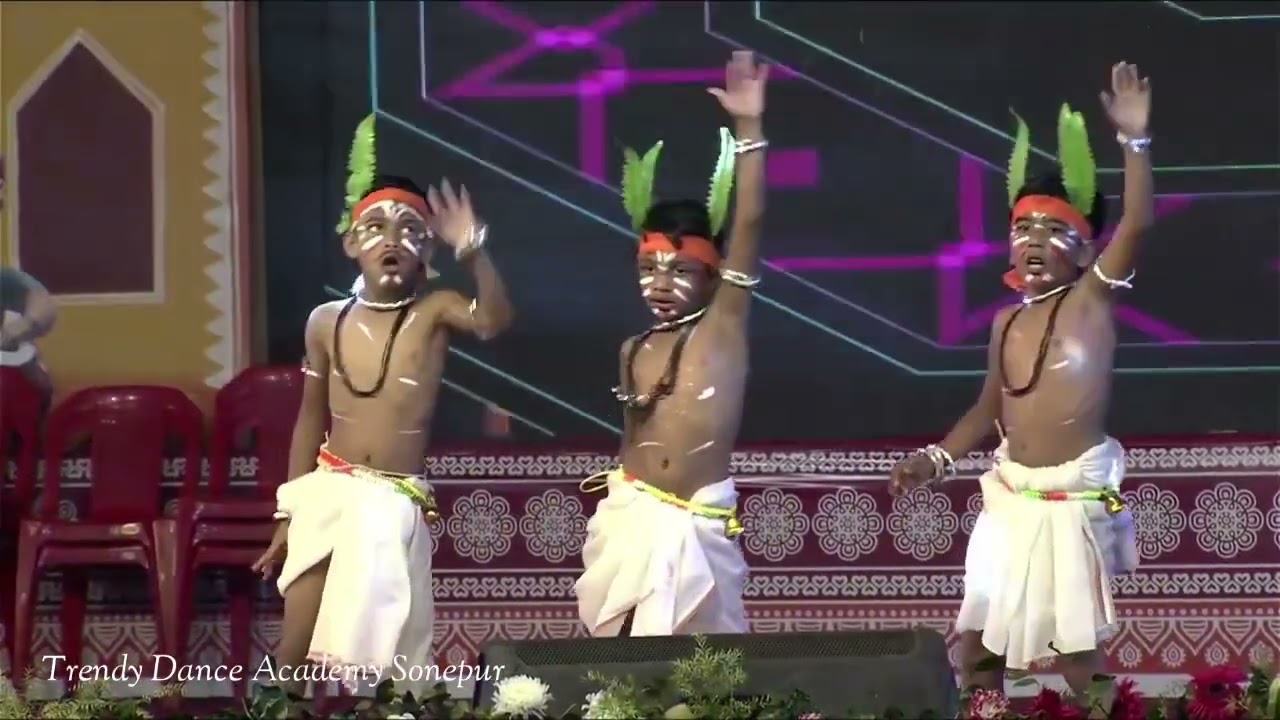Daba daba pani jharana nale Sambalpuri dance by Trendy Dance Academy Snp@ Subhadra mela program snp 