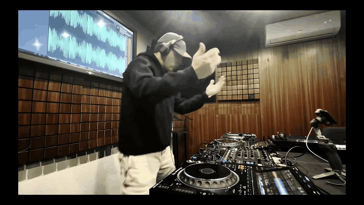 Berba @ Danceplanet II  Neo Rave - Hard Techno