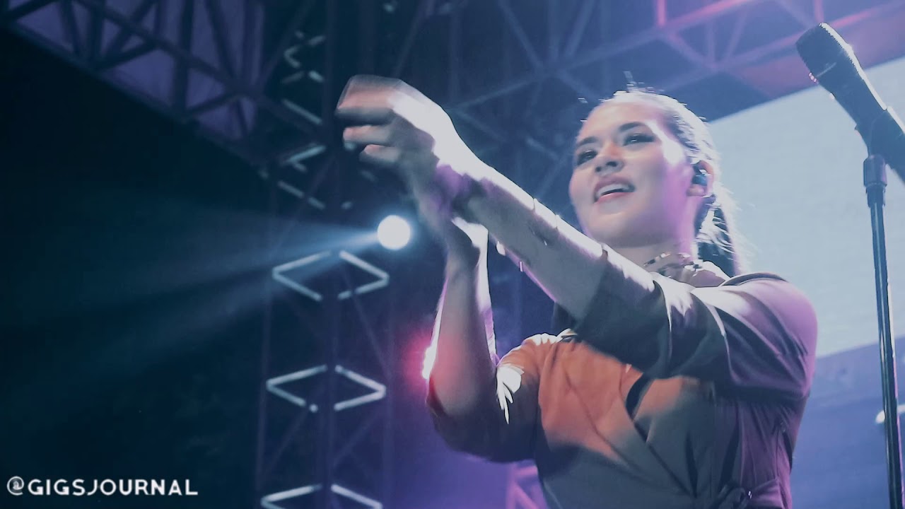 Raisa - Apalah Arti Menunggu Live at JGTC 2019