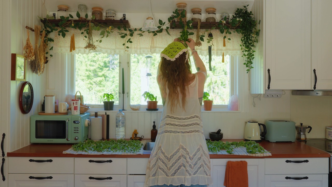 🌿 Slow Living in a Tiny Swedish Cottage #79 - Gardening and harvesting herbs