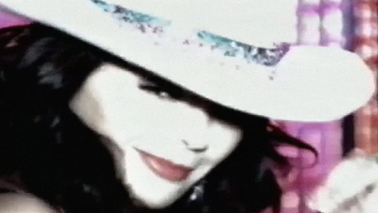 LAS CHAMORRO - Vampiro (Artistic/Vitalized) HD