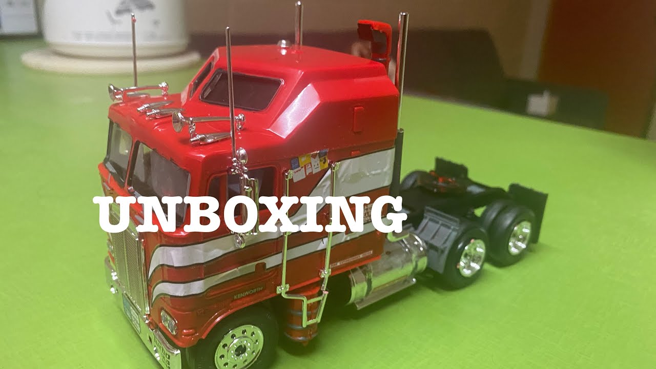 PART1 || UNOBOXING REVELL KENWORTH AERODYNE 1/32 SCALE MODEL