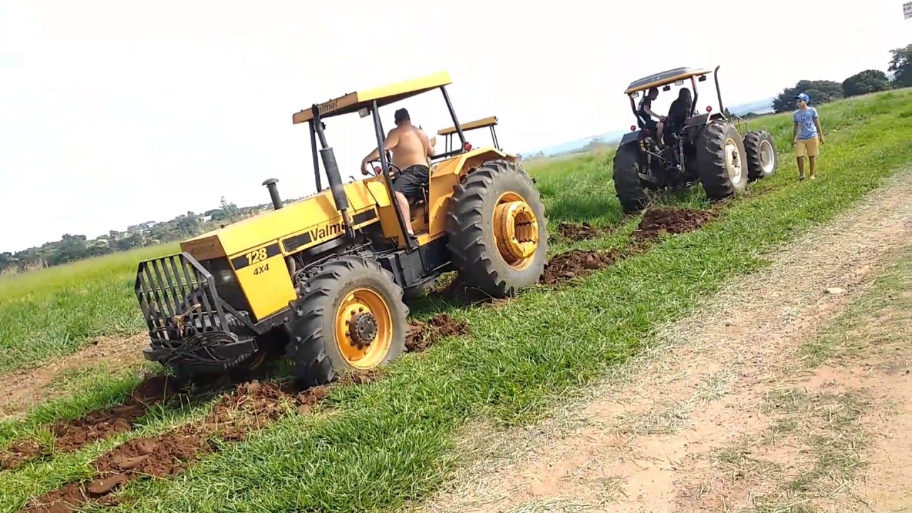 Valmet 128 vs a750