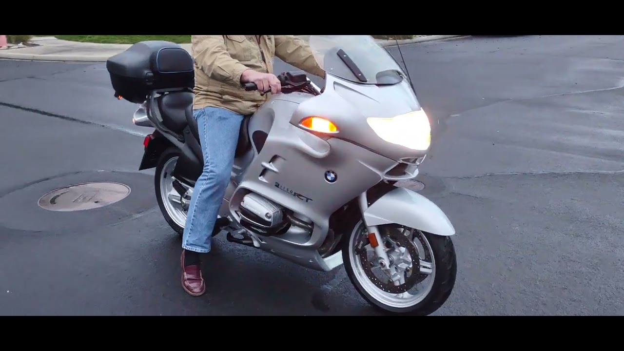 2002 BMW R1150RT drive by