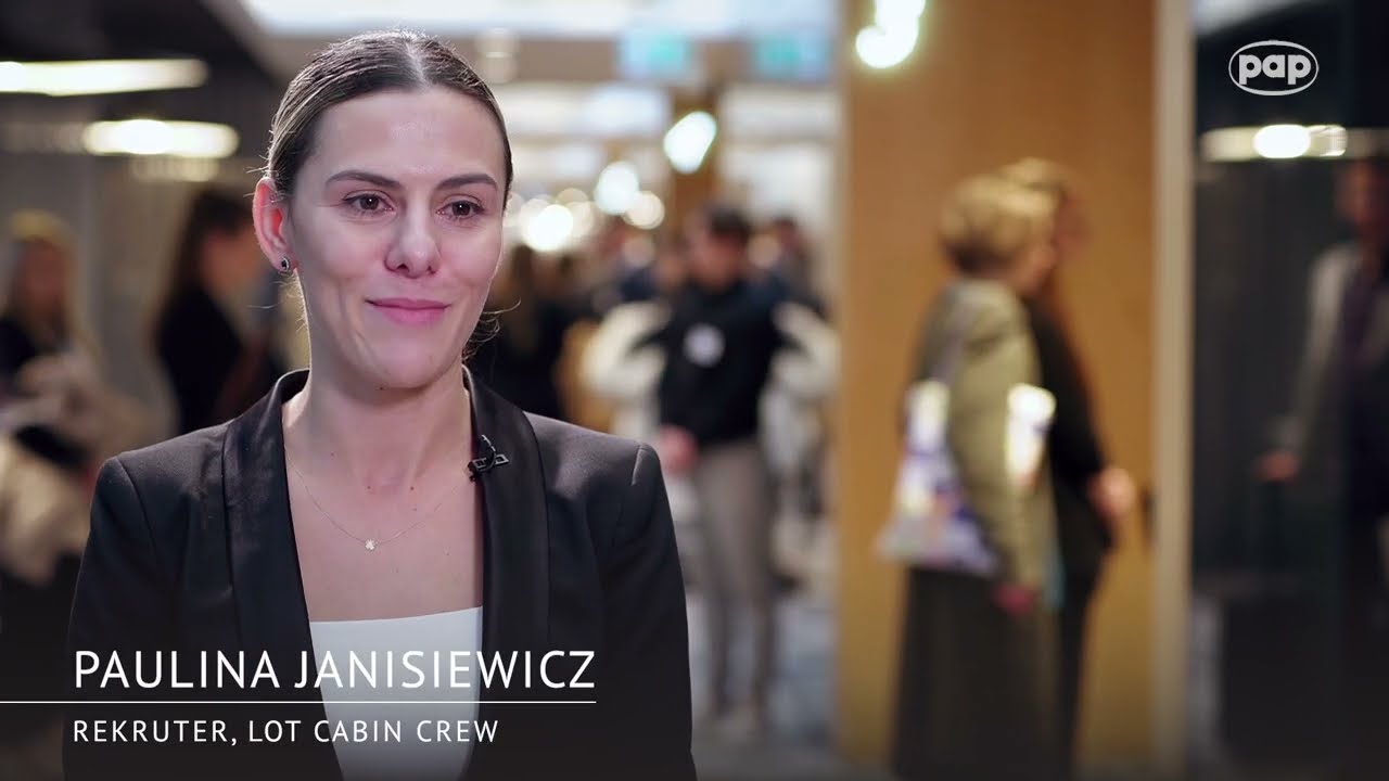 Jak zostać członkiem personelu pokładowego w PLL LOT? Odsłaniamy kulisy dnia rekrutacyjnego.