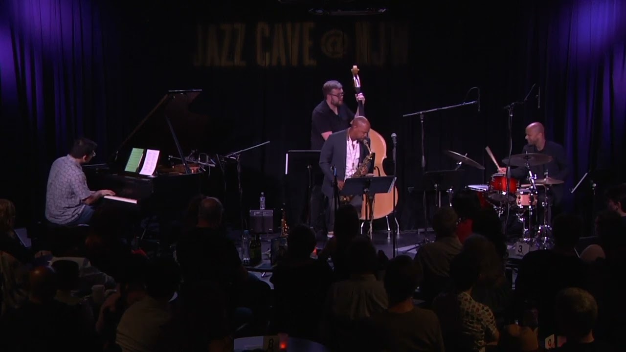 Jovan Quallo performs 