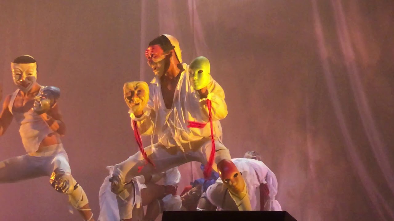 FKA twigs - Home with You (New Song) Live Magdalene Tour Los Angeles