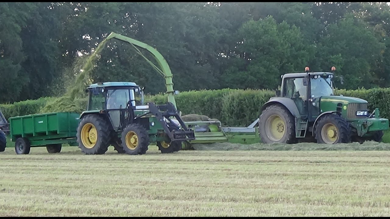 Silage 2021 - Lifting Grass with Claas Jaguar 75 with John Deere's 6830, 6430, 6230 and 2650!