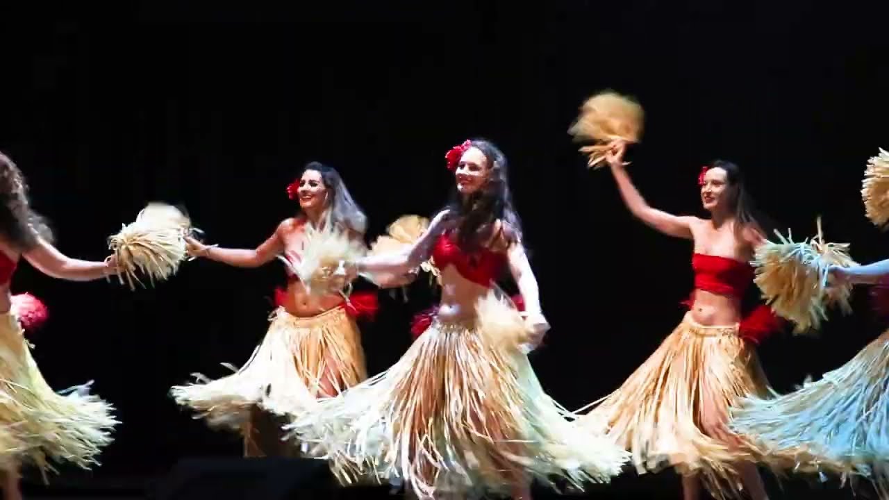 Danzas tahitianas - tamure - Fin de curso 2022 - Escuela danza Sara Guirado