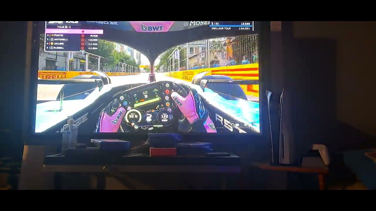 F1 25 franco colapinto baku 3 tours