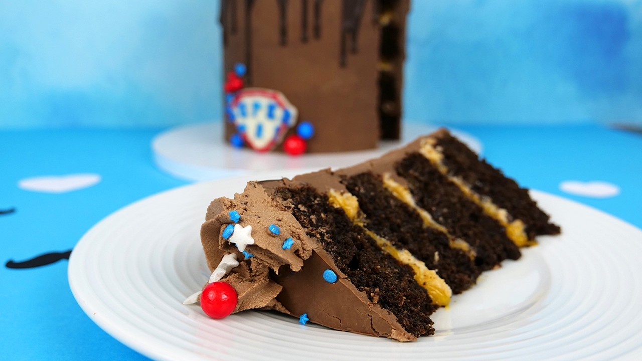 Bolo Doce Herói 💙