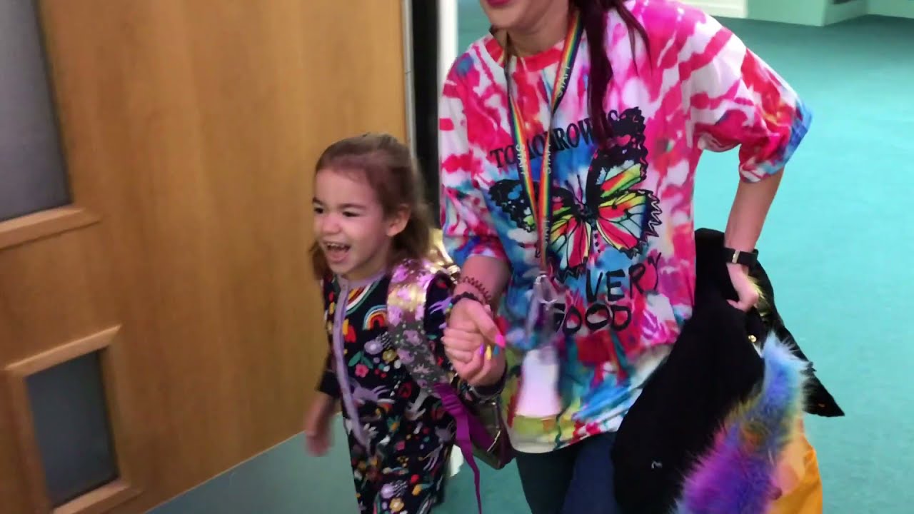 Springwell School - Pumpkin & Rainbow Day