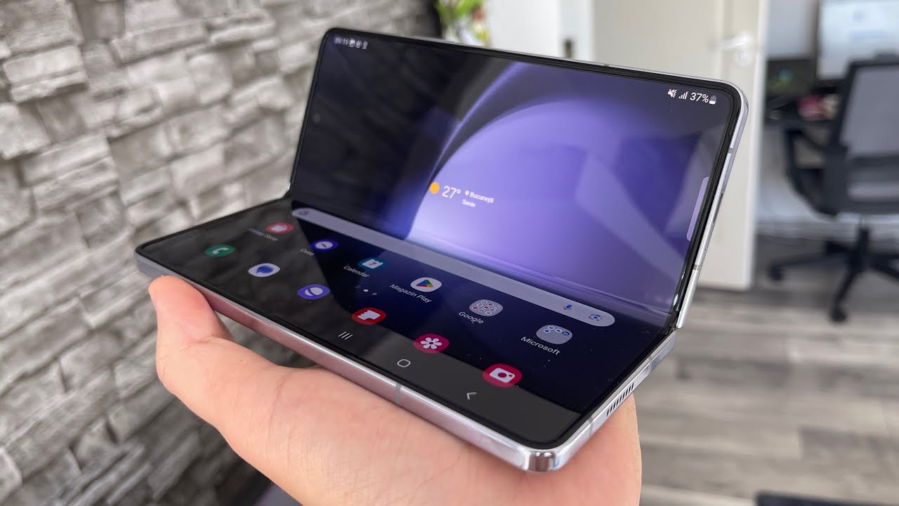 Samsung Z Fold 5 Recenzie: Un telefon pliabil sau o mini tabletă? Să aflăm &icirc;mpreună!
