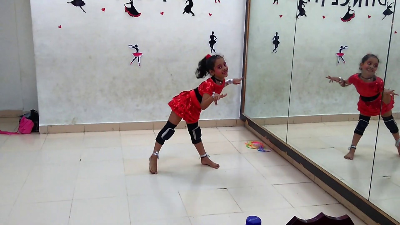 Solo Dance by Expression Queen Nidhi Shukla |Winner Of Danceta Season 2|