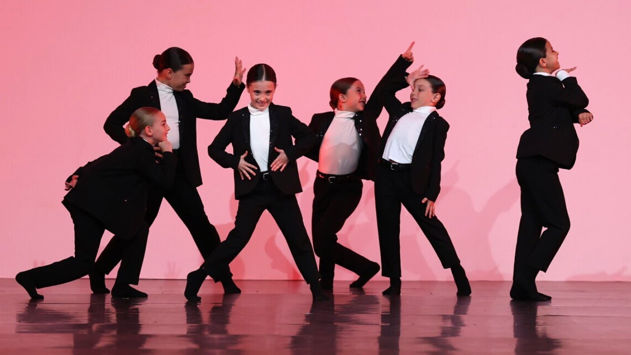 Never Gonna Give You Up - Mini Jazz Dance - Stardanze Escuela de Danza