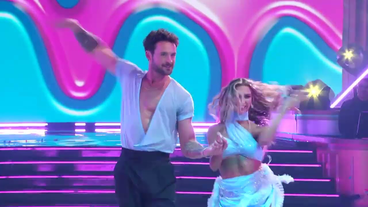 Dylan Efron&rsquo;s Premiere Cha Cha | Dancing with the Stars