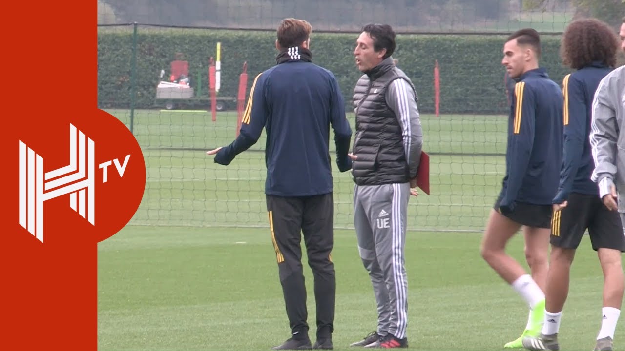 Are you Gunner pick me, boss? - Ozil & Emery in training ground exchange