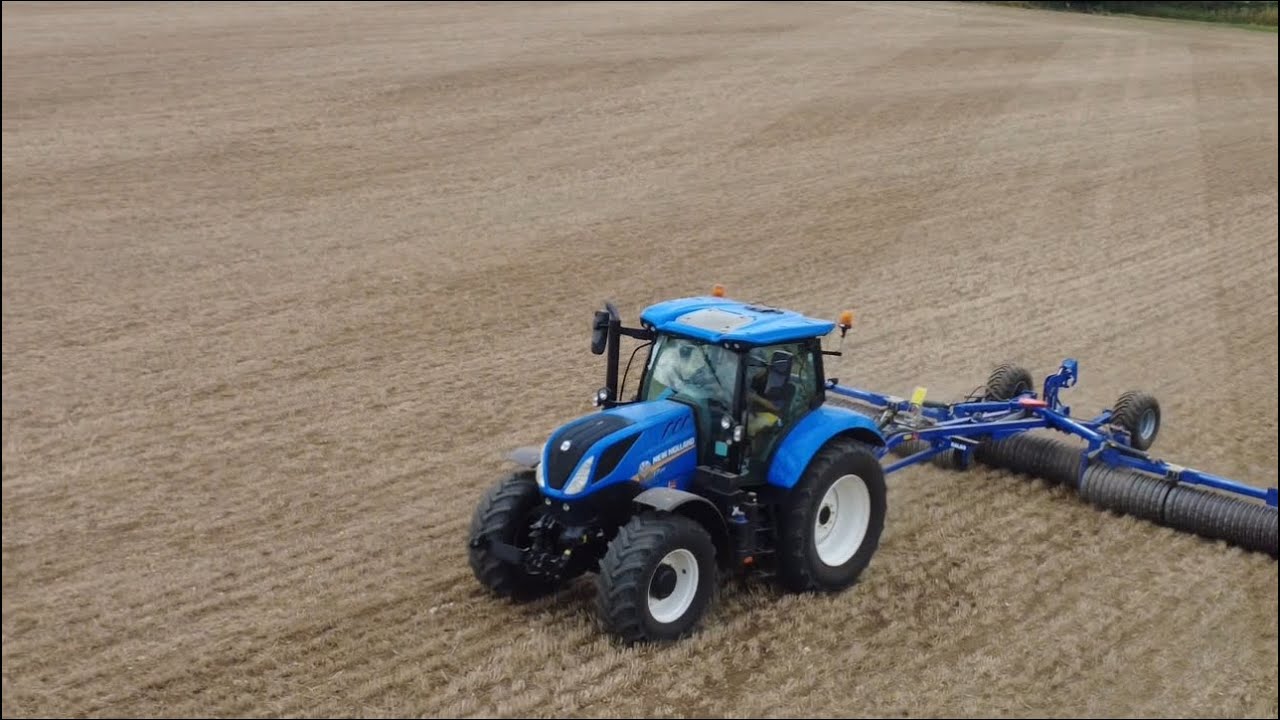 Rolling new Holland T7 210 ￼