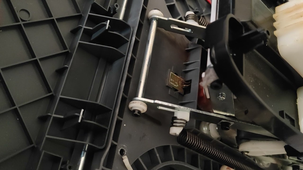 4moms Mamaroo 3.0 sensor cleaning fix the error..