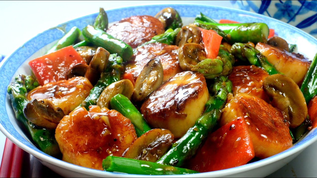 Seared Scallops Asparagus in Oyster Sauce Stir Fry